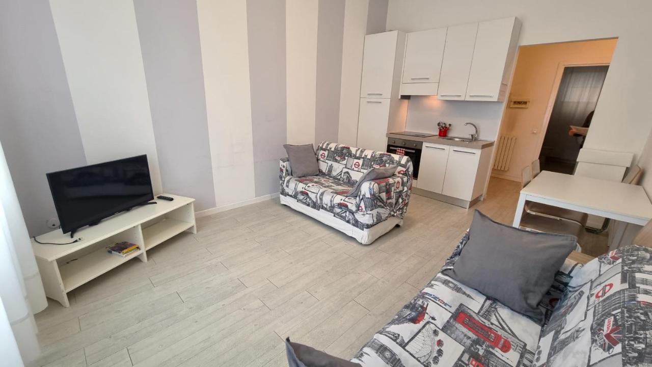 Affittimoderni Milano White Apartment ภายนอก รูปภาพ